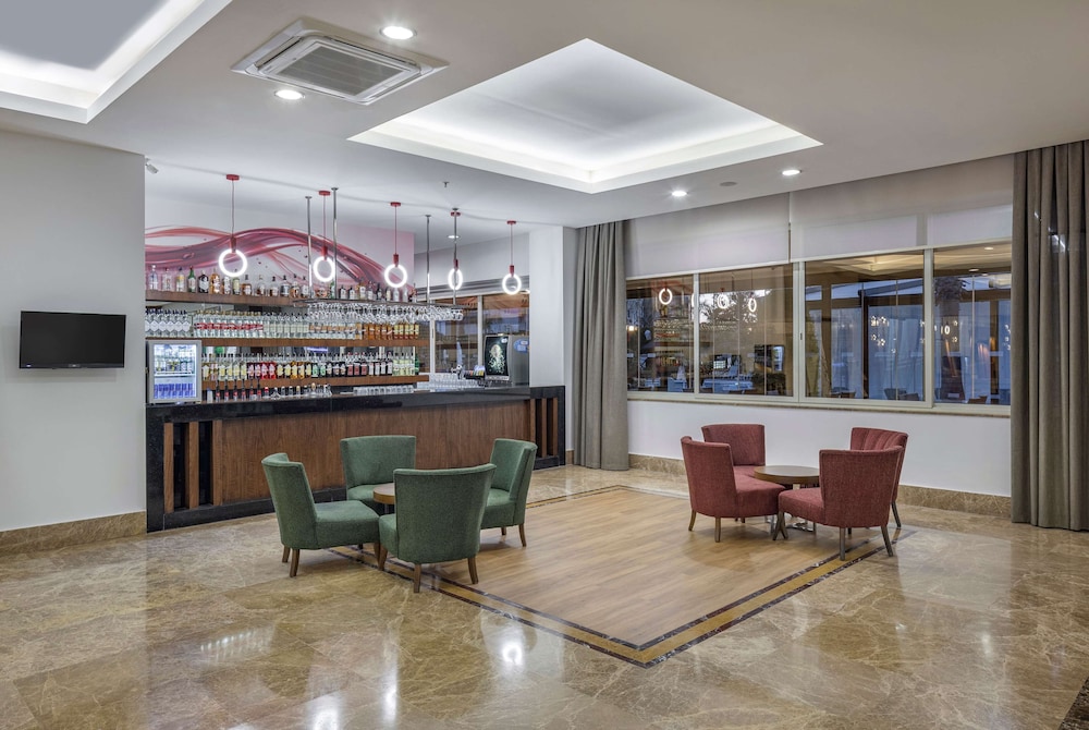 Ramada Resort by Wyndham Lara — Restaurant & bars in Lara