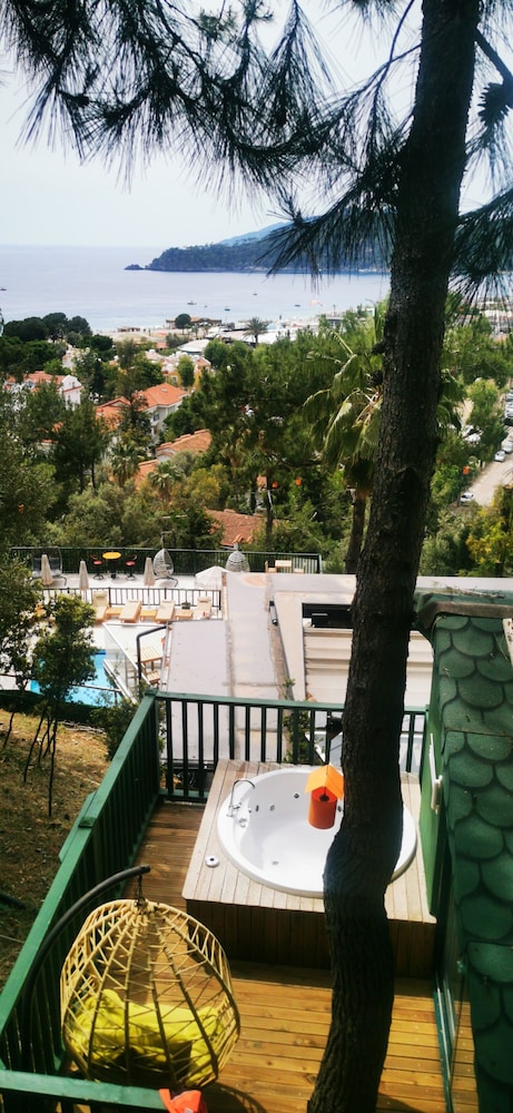 Symbola Ölüdeniz Beach Hotel — Swimming pool in Fethiye, Mugla