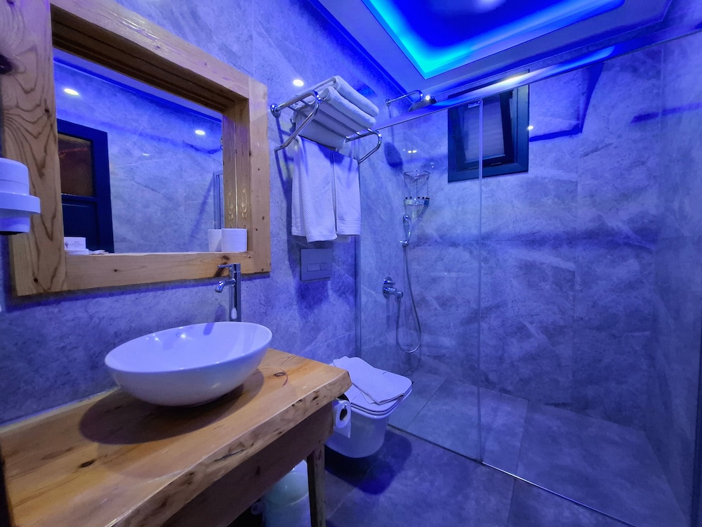 Symbola Ölüdeniz Beach Hotel — Hotel rooms in Fethiye, Mugla