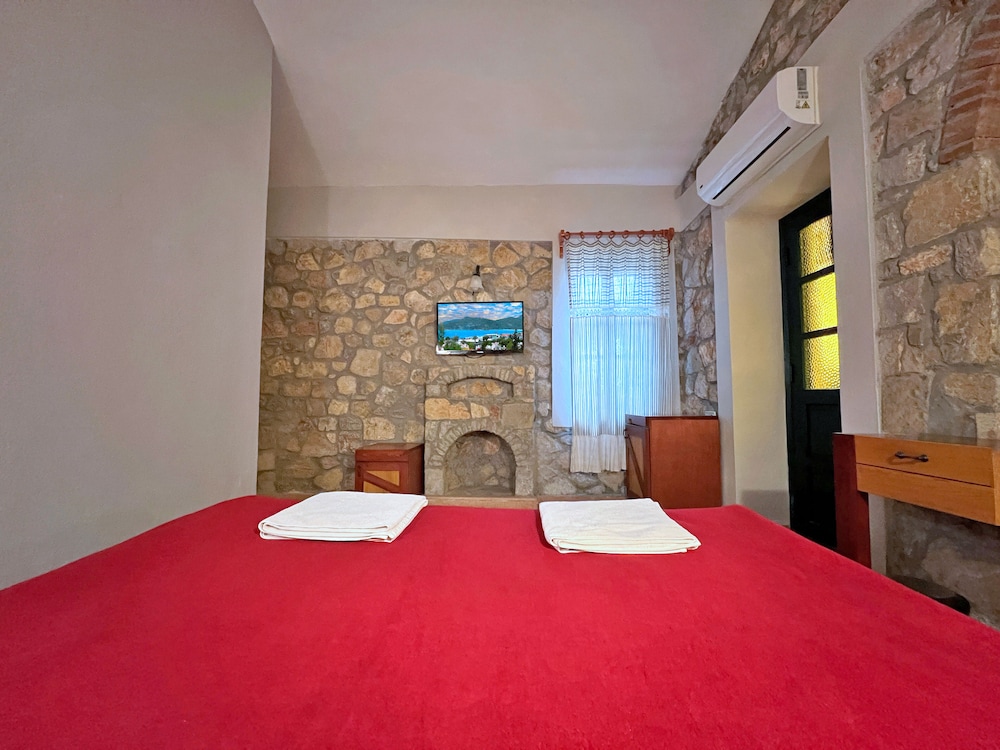 Symbola Ölüdeniz Beach Hotel — Hotel rooms in Fethiye, Mugla