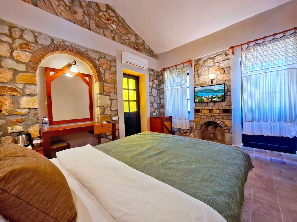 Symbola Ölüdeniz Beach Hotel — Hotel rooms in Fethiye, Mugla