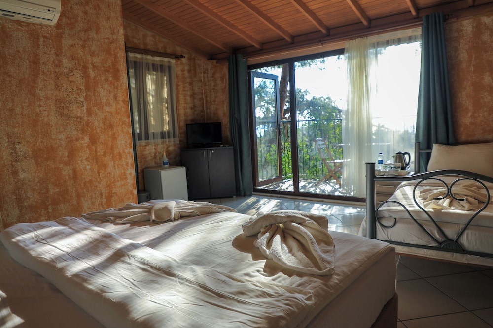 Symbola Ölüdeniz Beach Hotel — Hotel rooms in Fethiye, Mugla