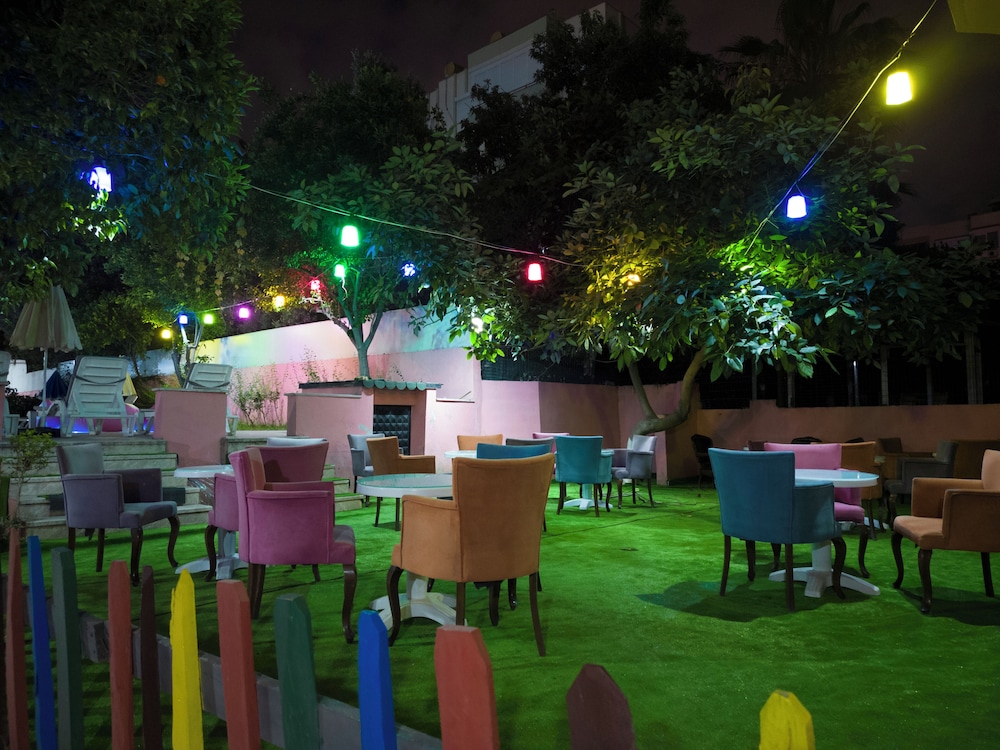 Gold Twins Boutique Hotel — Restaurant & bars in Alanya
