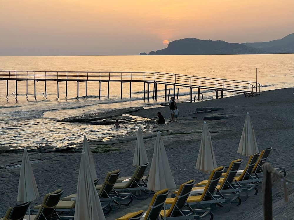 Gold Twins Boutique Hotel — Beach in Alanya