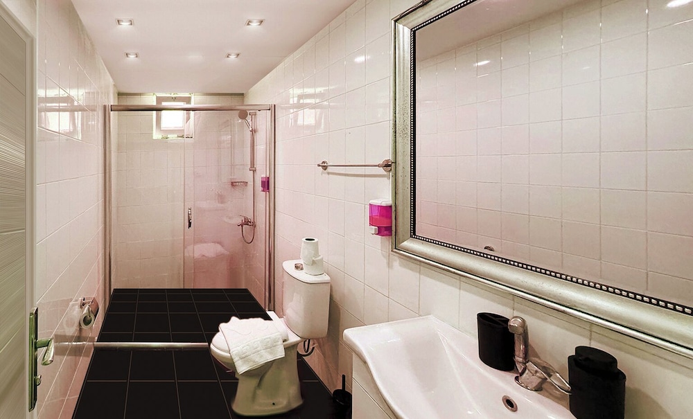 Gold Twins Boutique Hotel — Hotel rooms in Alanya