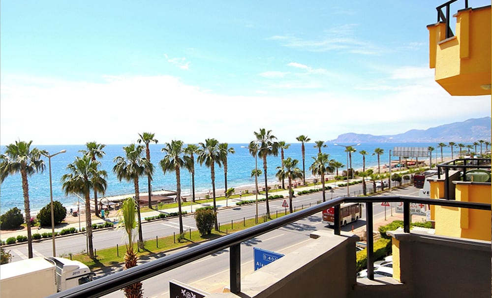 Gold Twins Boutique Hotel — Hotel rooms in Alanya