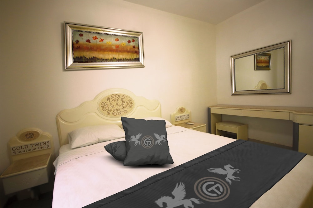 Gold Twins Boutique Hotel — Hotel rooms in Alanya