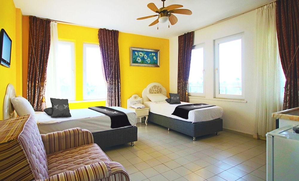 Gold Twins Boutique Hotel — Hotel rooms in Alanya
