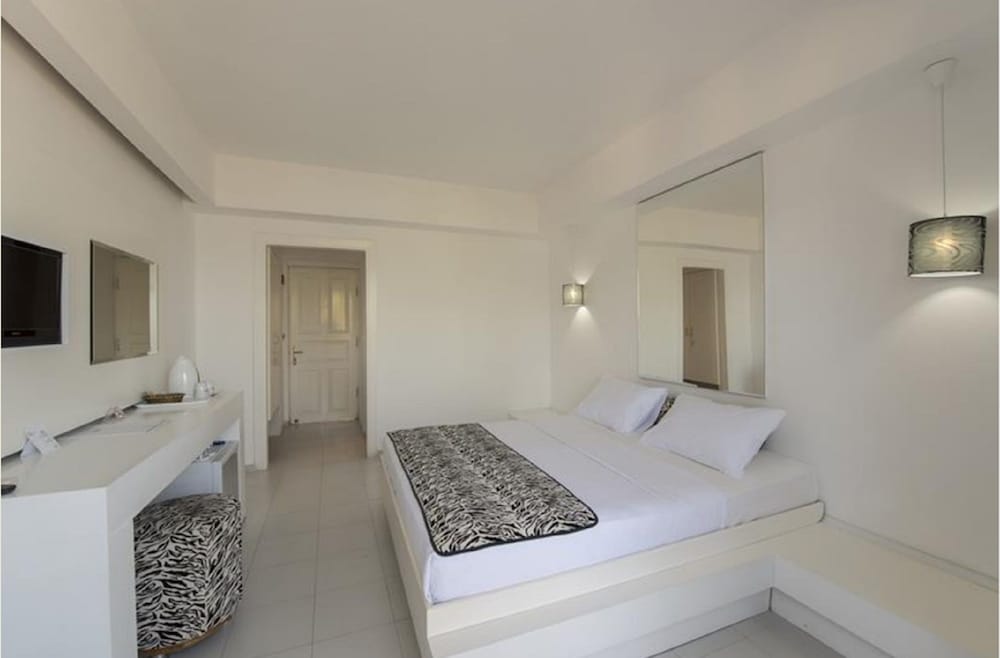 Casa Blanca Beach  - Adults Only — İçmeler, Mugla