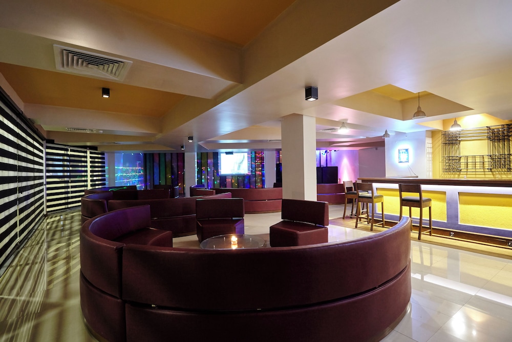 Turyaa Kalutara — Restaurant & bars in Wadduwa