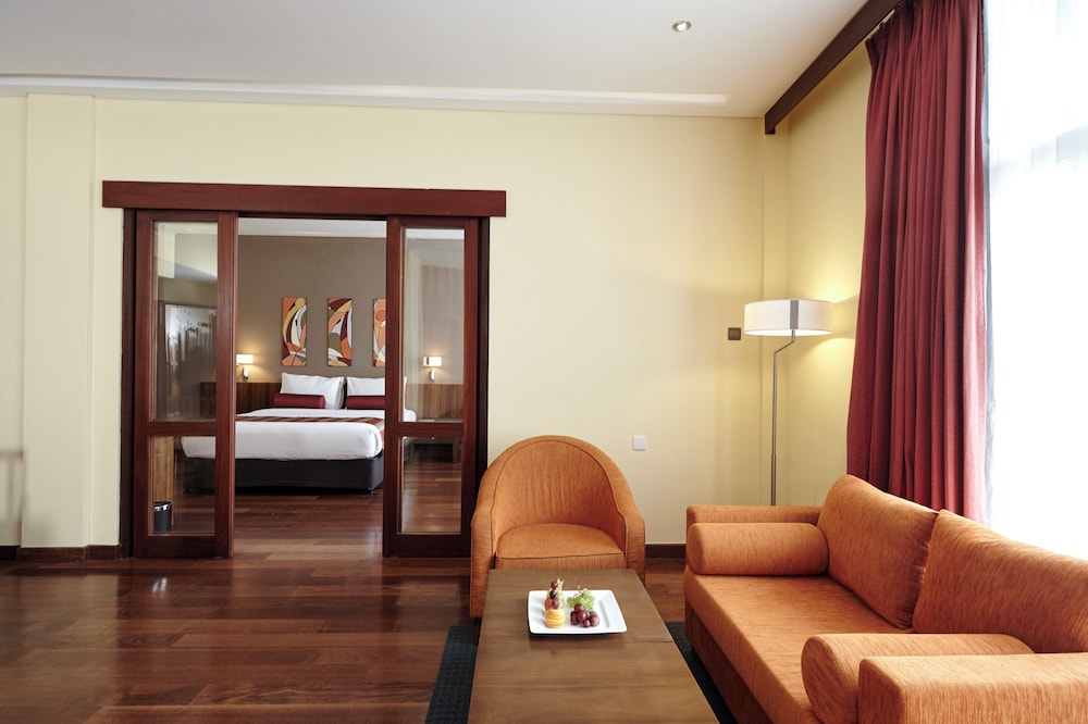 Turyaa Kalutara — Hotel rooms in Wadduwa