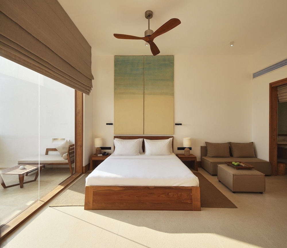 Riff Hikkaduwa — Hotel rooms in Hikkaduwa, Southern Province