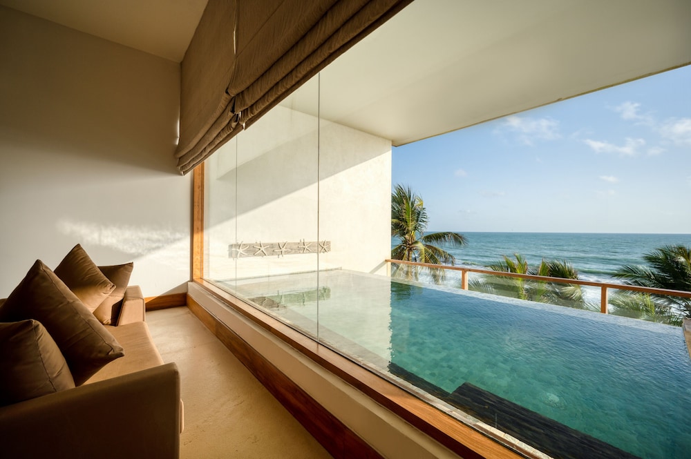 Riff Hikkaduwa — Hotel rooms in Hikkaduwa, Southern Province