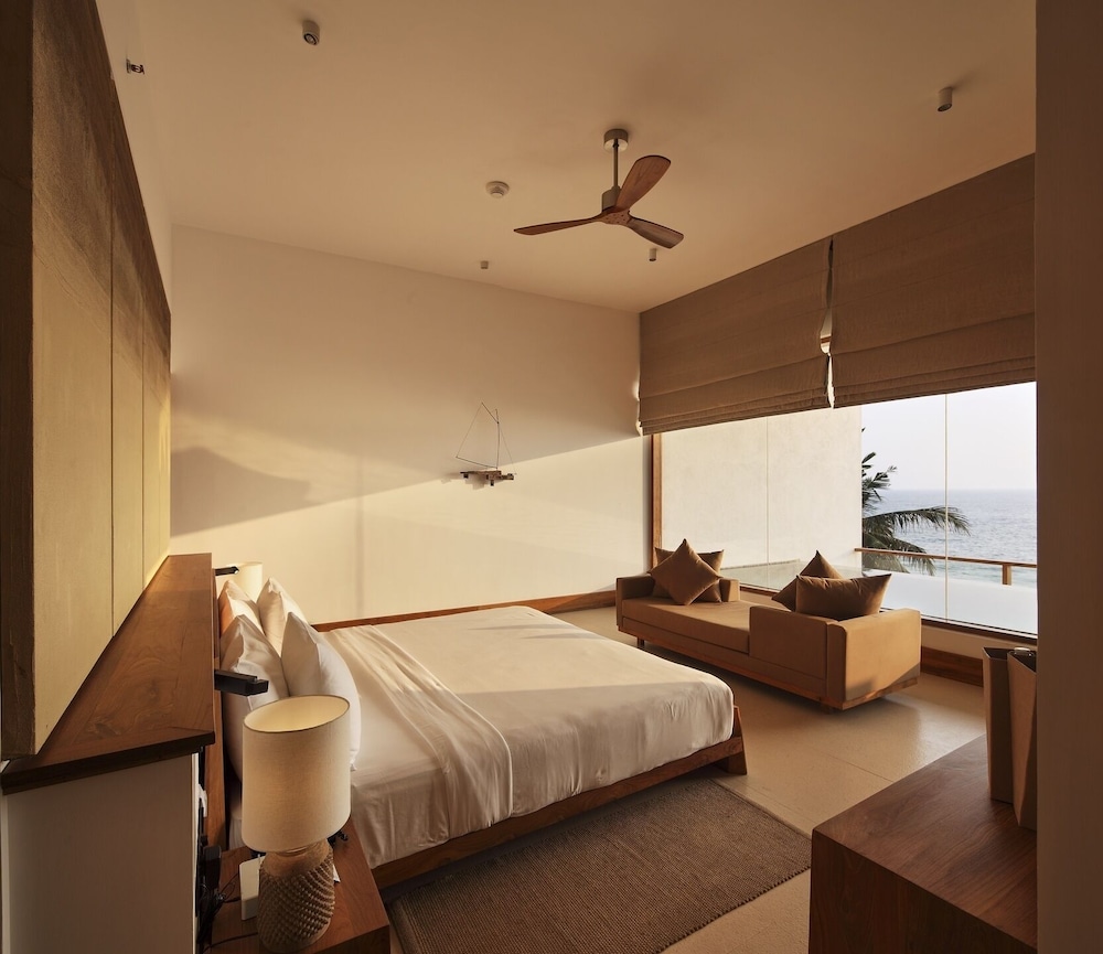 Riff Hikkaduwa — Hotel rooms in Hikkaduwa, Southern Province