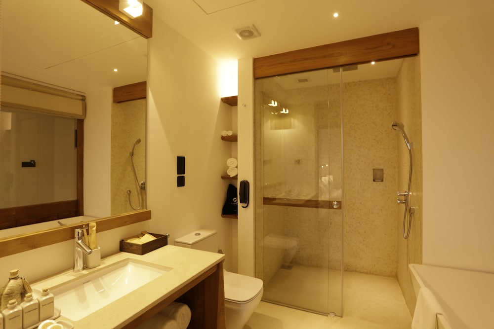Riff Hikkaduwa — Hotel rooms in Hikkaduwa, Southern Province