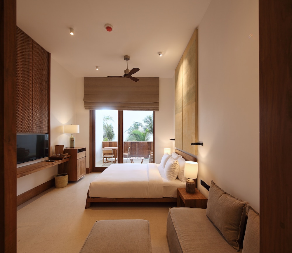 Riff Hikkaduwa — Hotel rooms in Hikkaduwa, Southern Province