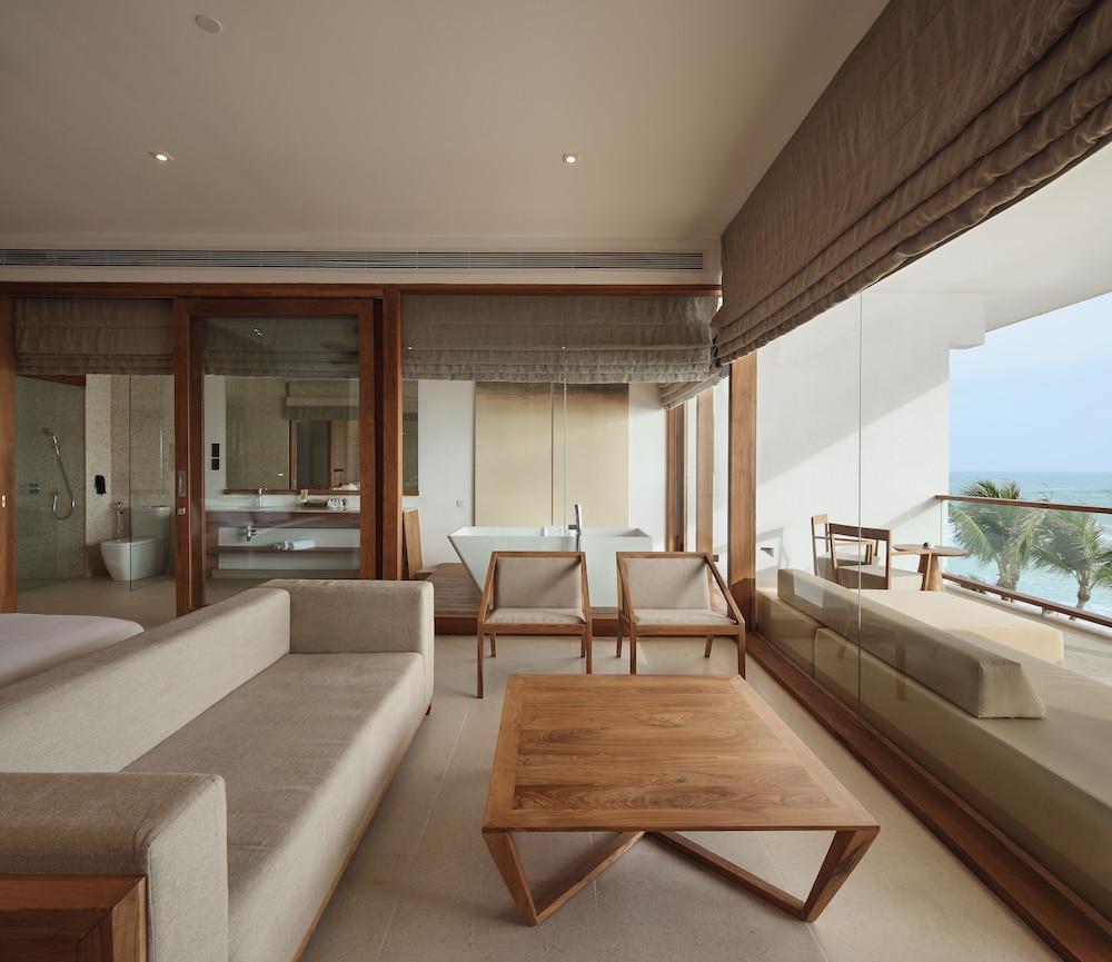 Riff Hikkaduwa — Hotel rooms in Hikkaduwa, Southern Province