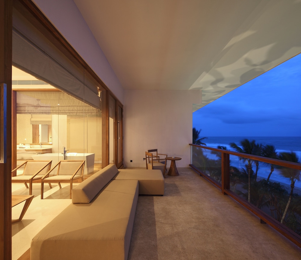 Riff Hikkaduwa — Hotel rooms in Hikkaduwa, Southern Province