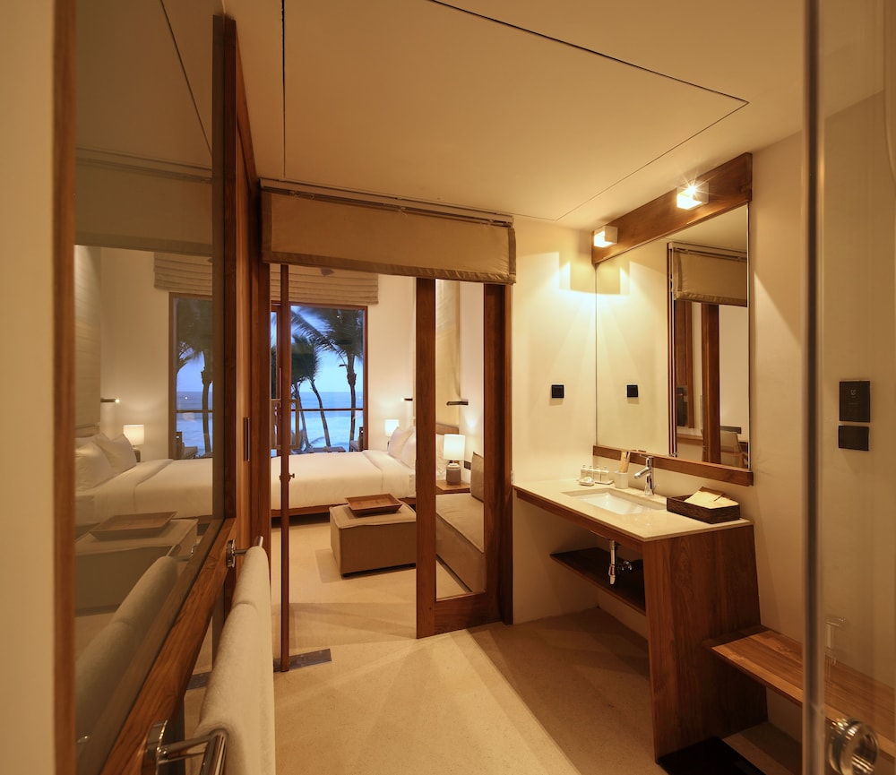 Riff Hikkaduwa — Hotel rooms in Hikkaduwa, Southern Province