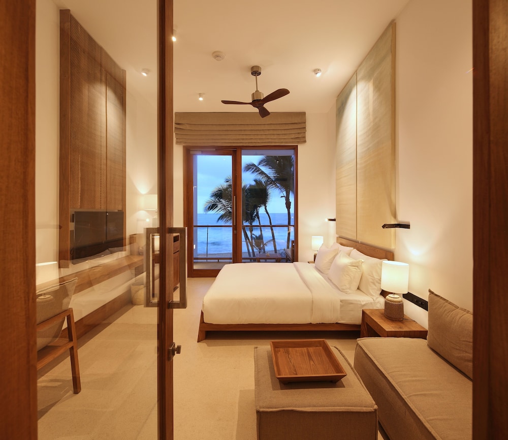 Riff Hikkaduwa — Hotel rooms in Hikkaduwa, Southern Province