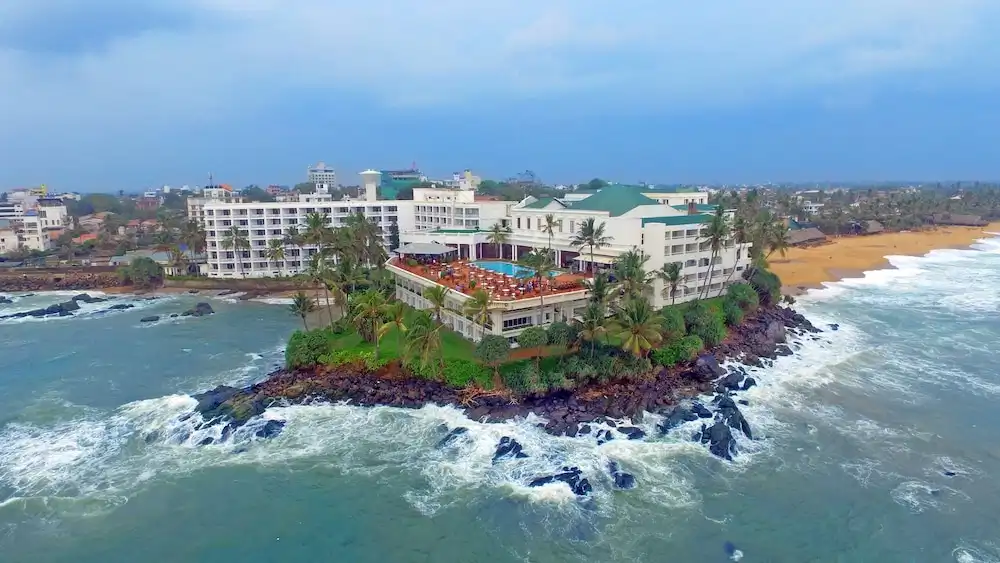 Mount Lavinia Hotel — Hotel building in Dehiwala-Mount Lavinia, Western Province