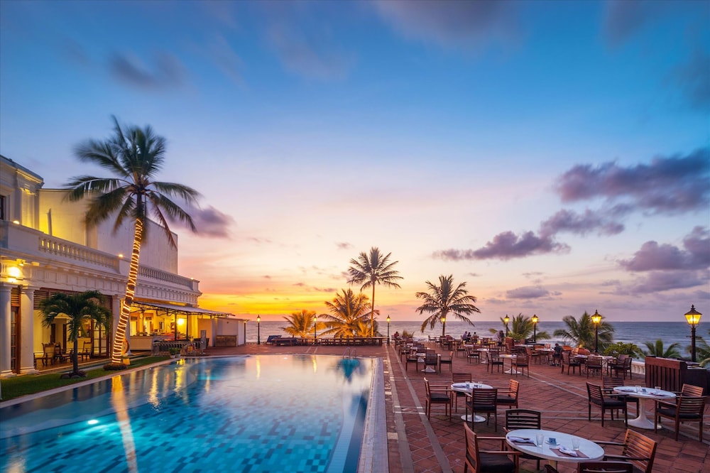 Mount Lavinia Hotel — Main photo in Dehiwala-Mount Lavinia, Western Province