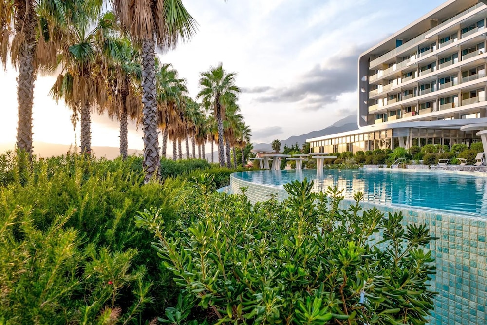 Carine Hotel Kumbor — Swimming pool in Kumbor, Herceg Novi Municipality
