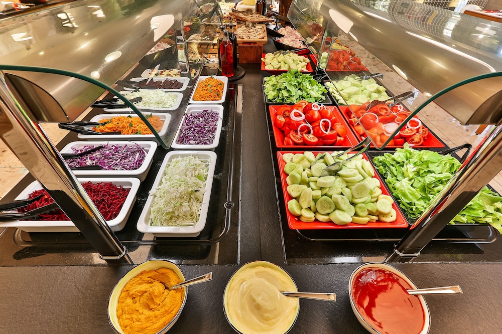 Carine Hotel Kumbor — Restaurant & bars in Kumbor, Herceg Novi Municipality