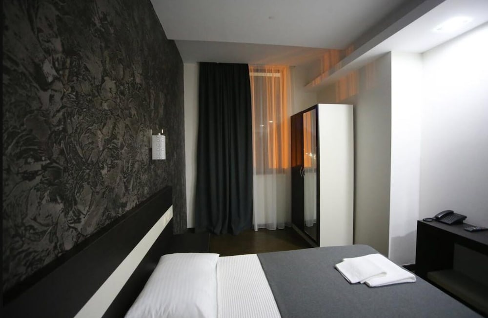 West Tower Hotel - zdjęcie 3