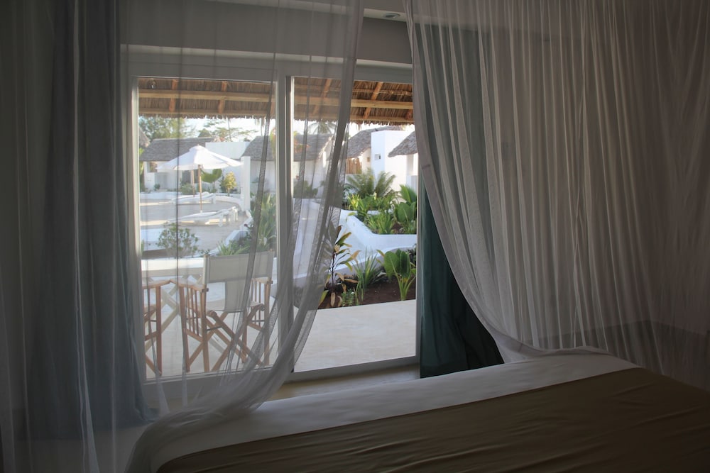 Dhow Inn Boutique Hotel — Hotel rooms in Paje, Zanzibar South