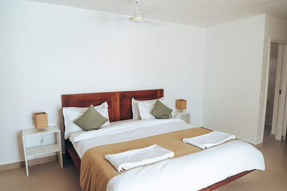 Dhow Inn Boutique Hotel — Hotel rooms in Paje, Zanzibar South