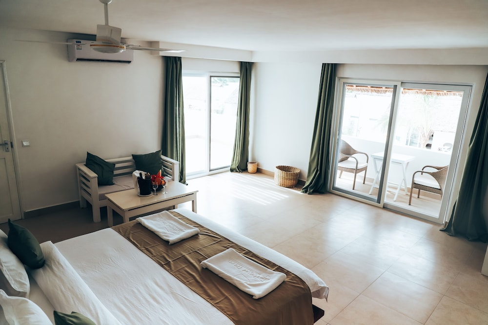 Dhow Inn Boutique Hotel — Hotel rooms in Paje, Zanzibar South