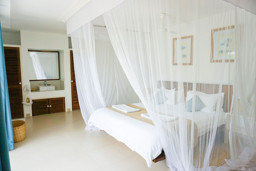 Dhow Inn Boutique Hotel — Hotel rooms in Paje, Zanzibar South