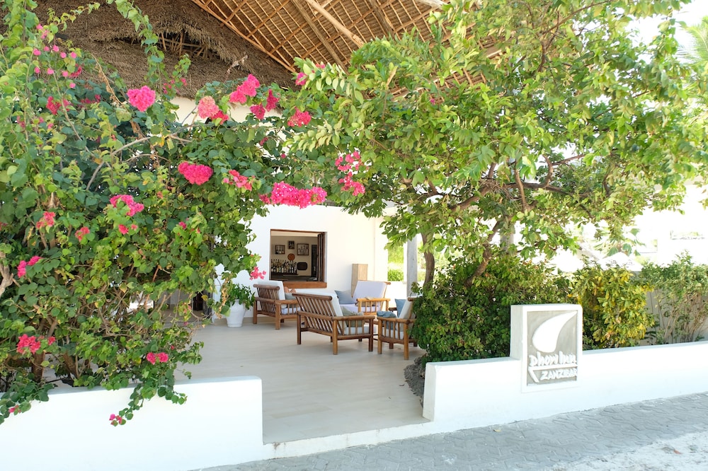 Dhow Inn Boutique Hotel — Restaurant & bars in Paje, Zanzibar South