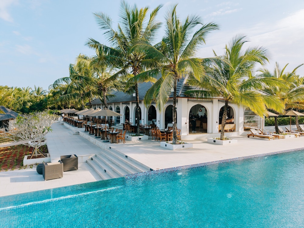The Residence Zanzibar — Swimming pool in Kizimkazi, Zanzibar South