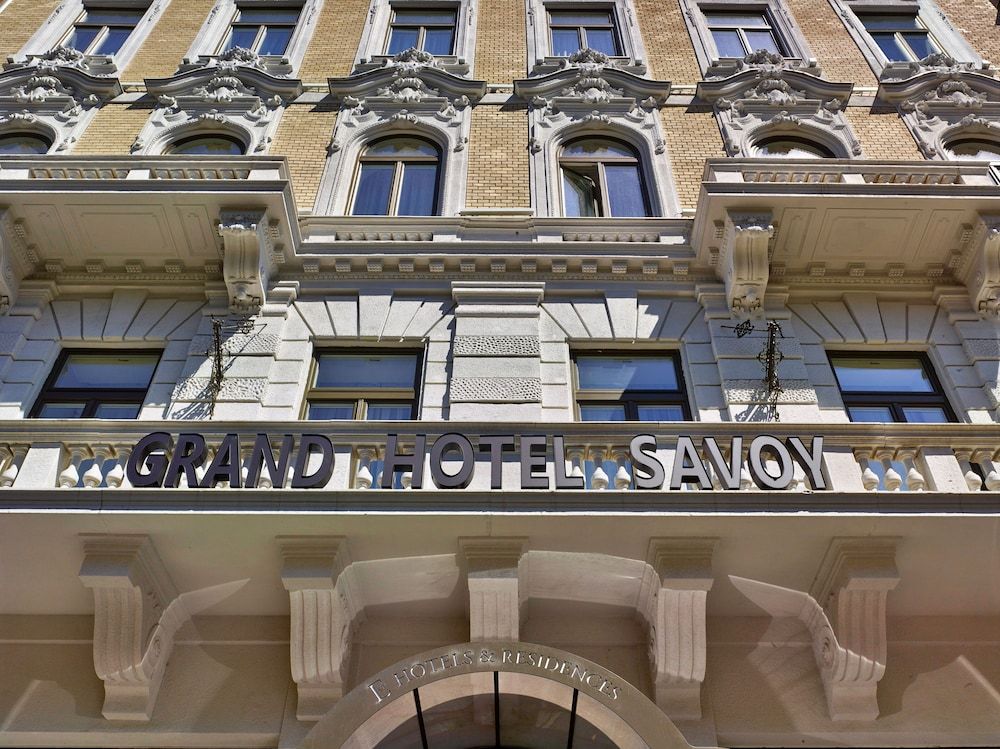 EST Grand Hotel Savoy - zdjęcie 2