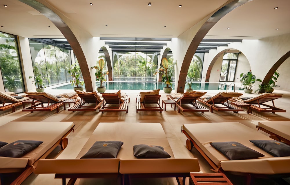 Flower Hotels & Resorts — Pool in Golem, Tirane