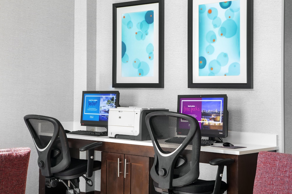 Hampton Inn Orlando/Lake Buena Vista — Hotel building in Orlando, Florida