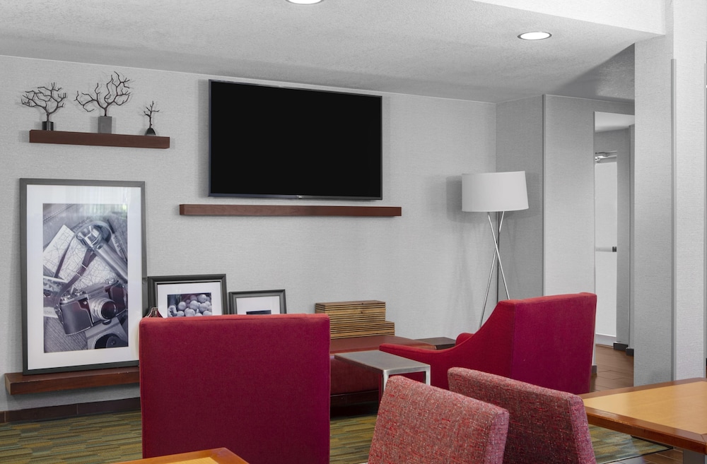 Hampton Inn Orlando/Lake Buena Vista — Hotel rooms in Orlando, Florida