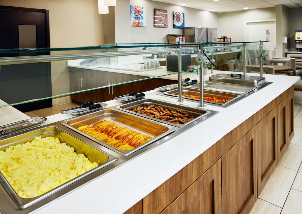 Staybridge Suites Orlando Royale Parc Suites by IHG — Restaurant & bars in Kissimmee, Florida