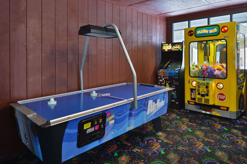 Staybridge Suites Orlando Royale Parc Suites by IHG — Attractions for children in Kissimmee, Florida