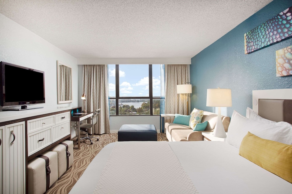 Wyndham Lake Buena Vista – Disney Springs® Area — Hotel rooms in Lake Buena Vista, Florida