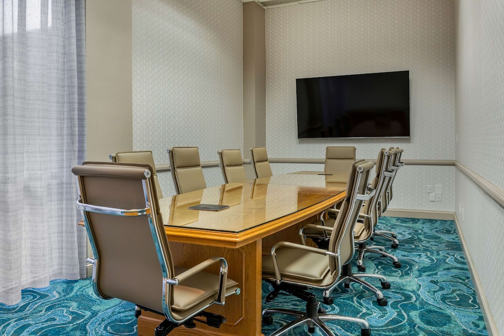 Wyndham Lake Buena Vista – Disney Springs® Area — Hotel building in Lake Buena Vista, Florida