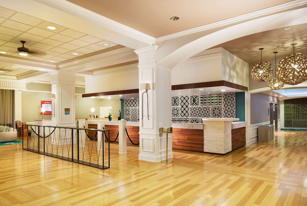 Wyndham Lake Buena Vista – Disney Springs® Area — Hotel building in Lake Buena Vista, Florida