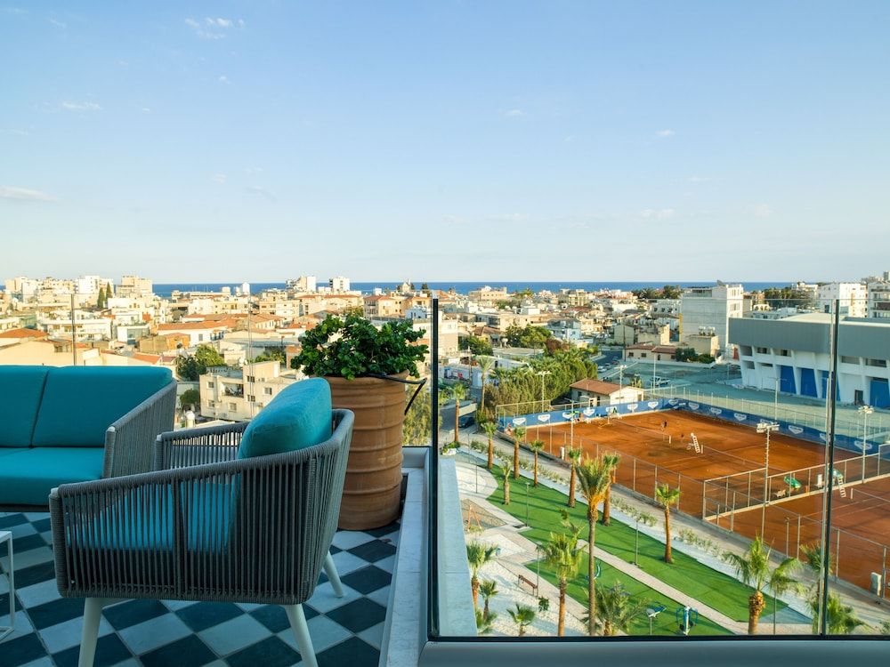LIV Urban Suites