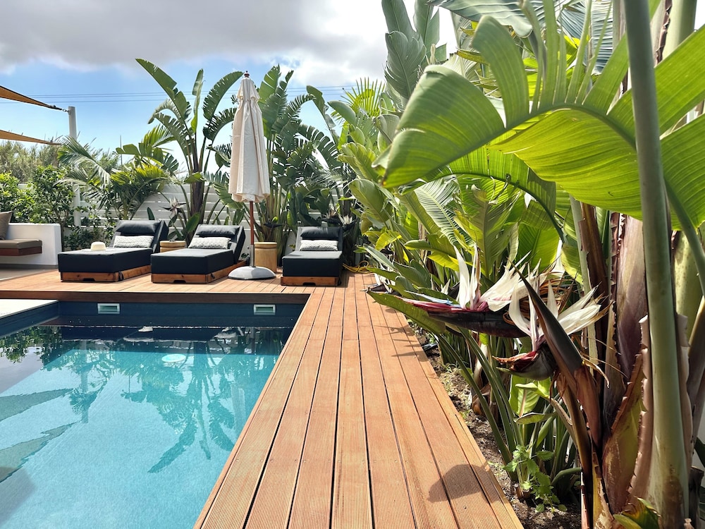 Lora Pearl Luxury Villa By Louis Hotels — Swimming pool in Protaras, Famagusta Region