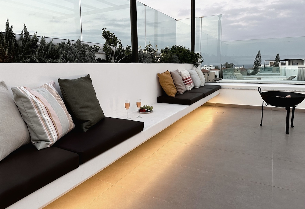 Lora Pearl Luxury Villa By Louis Hotels — Restaurant & bars in Protaras, Famagusta Region
