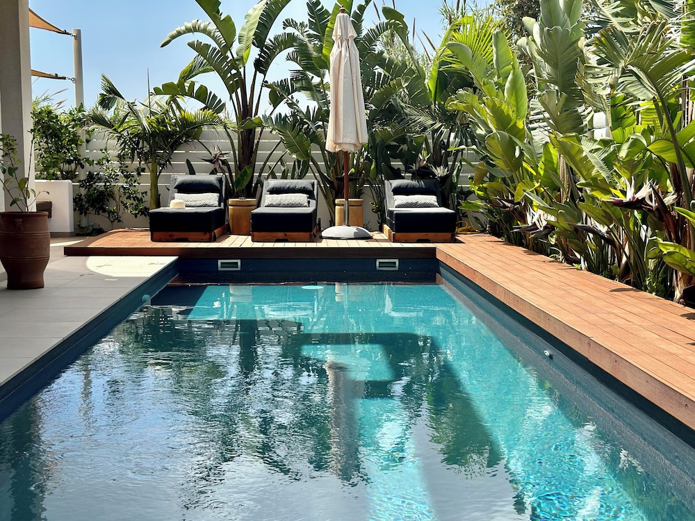 Lora Pearl Luxury Villa By Louis Hotels — Swimming pool in Protaras, Famagusta Region