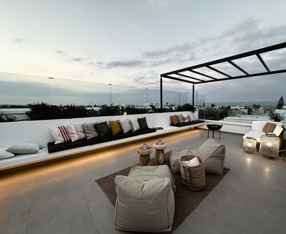 Lora Pearl Luxury Villa By Louis Hotels — Hotel building in Protaras, Famagusta Region