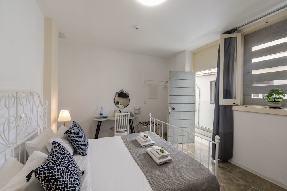 Edem Traditional House — Hotel rooms in Larnaca, Larnaca Region